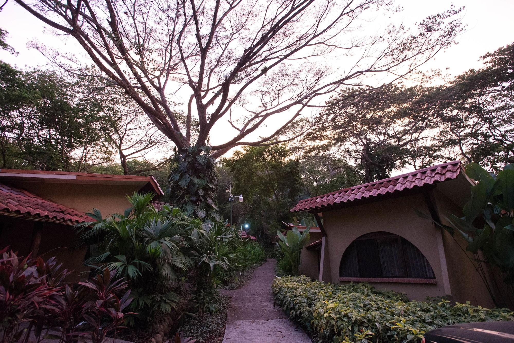 Hotel Punta Leona Jaco Ngoại thất bức ảnh